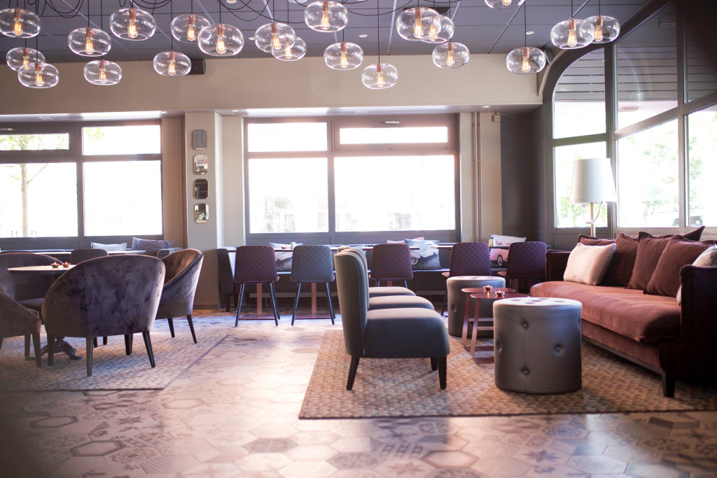 bar4.jpg